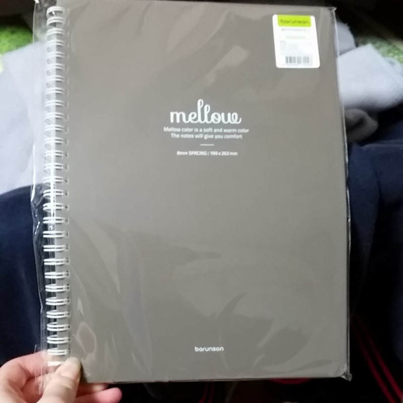 공책 색이 너무 예뻐ㅜㅜ | 인스티즈