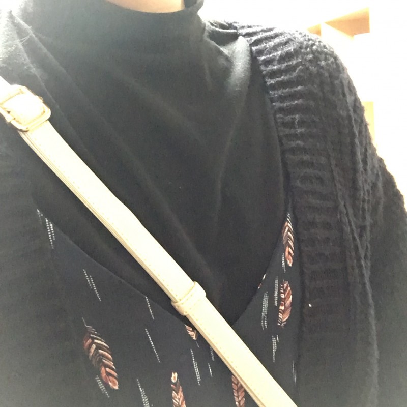 이렇게 안에 비스티에입고 가디건 입는거 이상한가? ㅠㅠ | 인스티즈