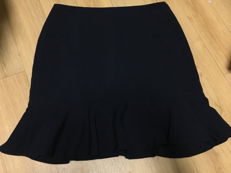 프릴스커트 새거 단돈 만원에 팔아요!!!❤ | 인스티즈