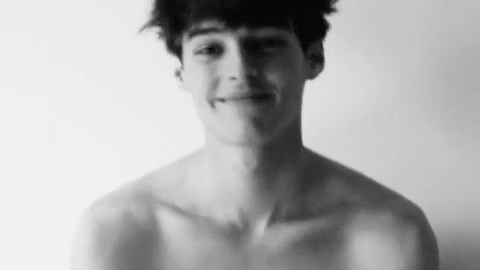 혹시 이 분들 누구인지 알수 있을까? | 인스티즈