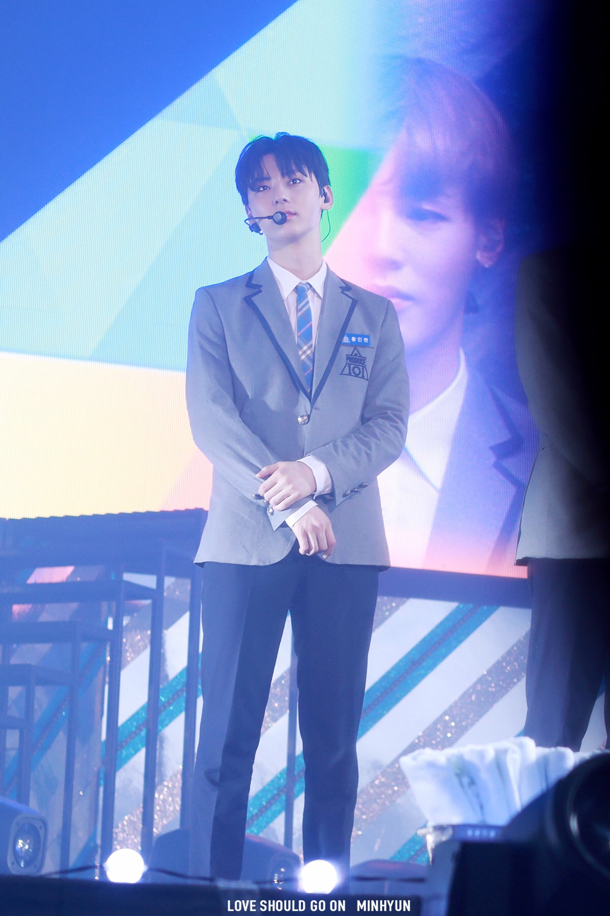 미년이홈들사진너무잘찍오.....탑시드아닌데두이정도.......민현이가잘생긴것두한몫하지 | 인스티즈