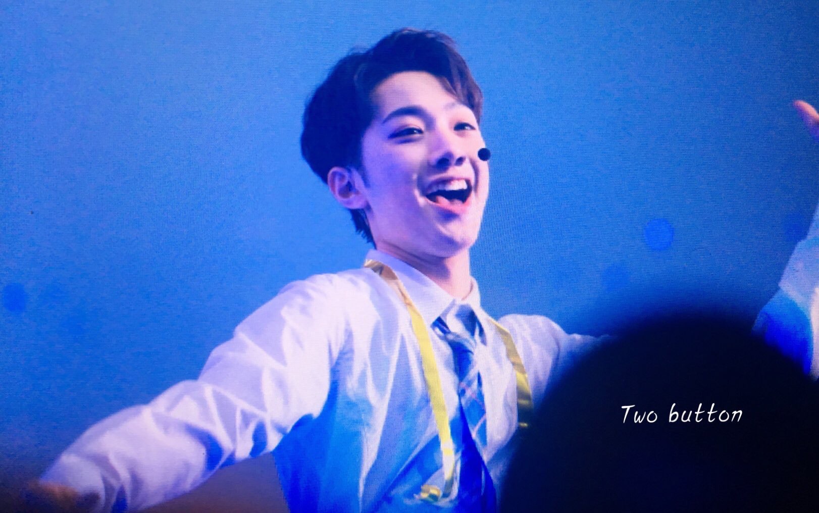 코로 노래부르는 라이관린.... | 인스티즈