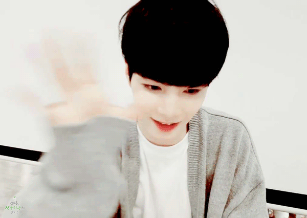 기자님을 무한 감동시킨 희생하는 아이돌 | 인스티즈