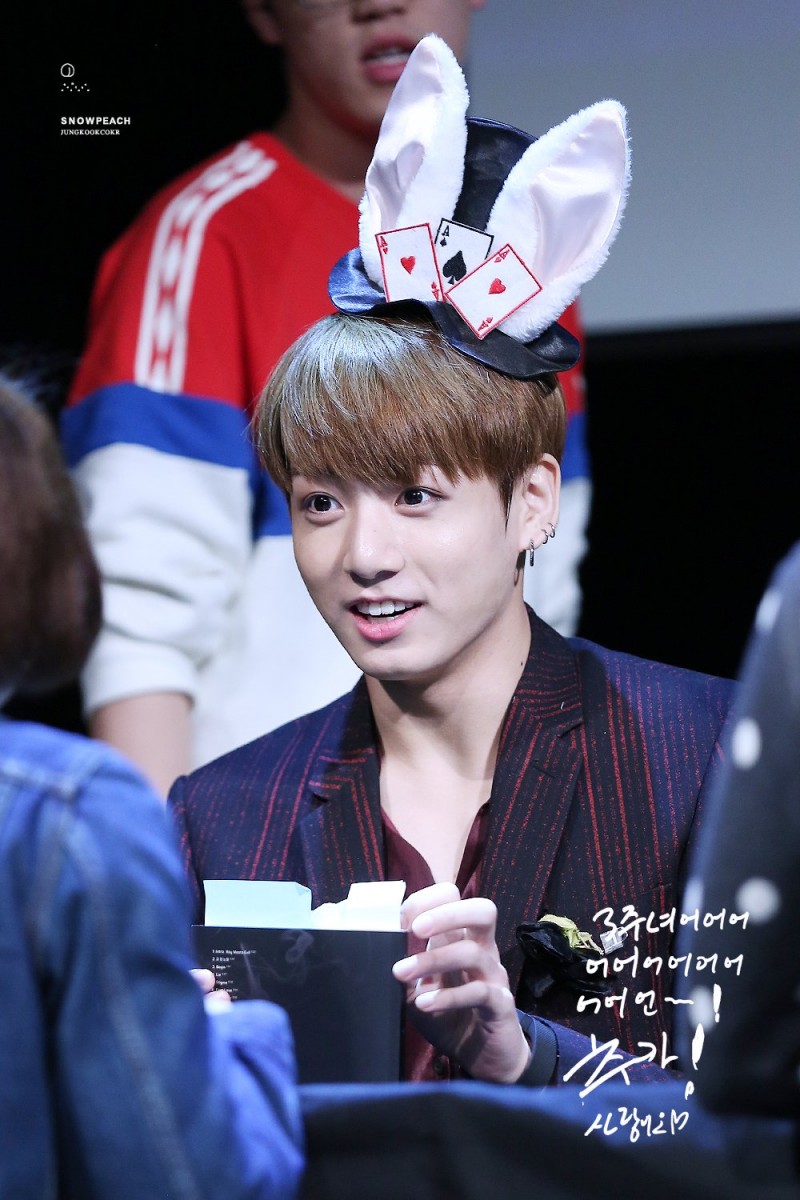 주관적 가장 토끼를 닮은 남자 아이돌 3명.jpg | 인스티즈