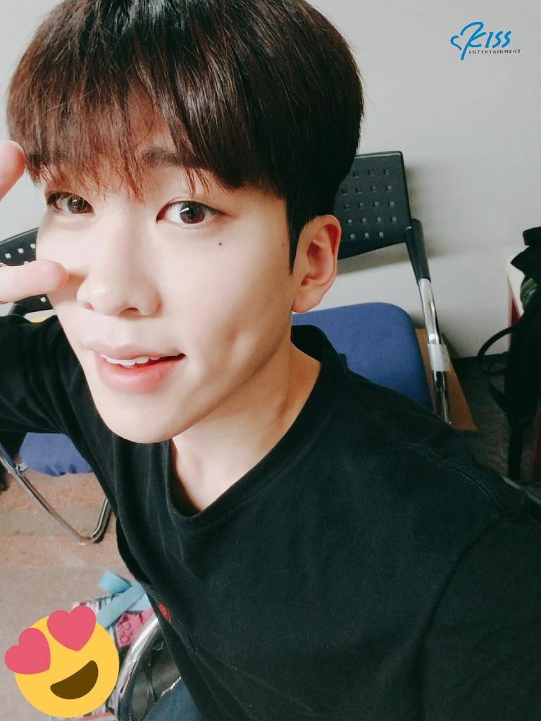 오늘자 보이프렌드 근항 | 인스티즈