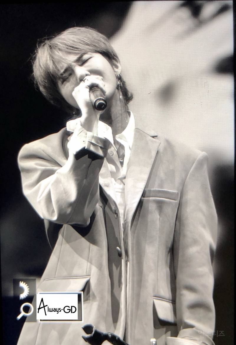 오늘자 아이유콘 게스트로 왔다는 지디 미모ㅠㅠ | 인스티즈