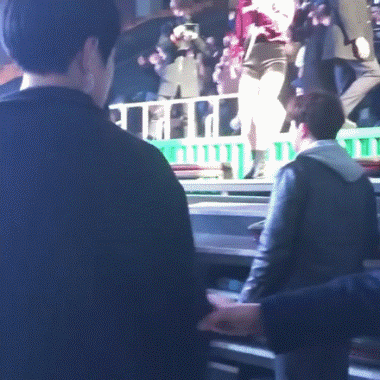 최근 아이유 경호원의 역할 | 인스티즈