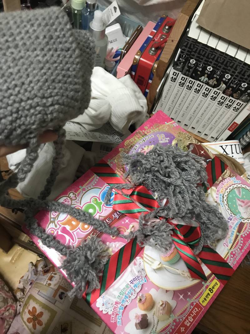 잘가여..내 귀도리.... | 인스티즈