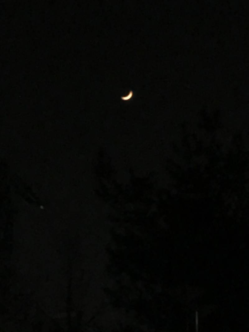 오늘 구름이 많아서 달이 잘 안찍힌다,, | 인스티즈