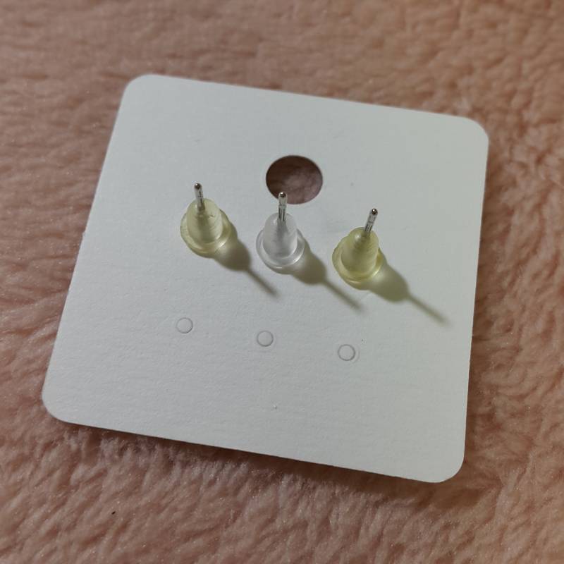 귀걸이 마개 원래 노래져? | 인스티즈