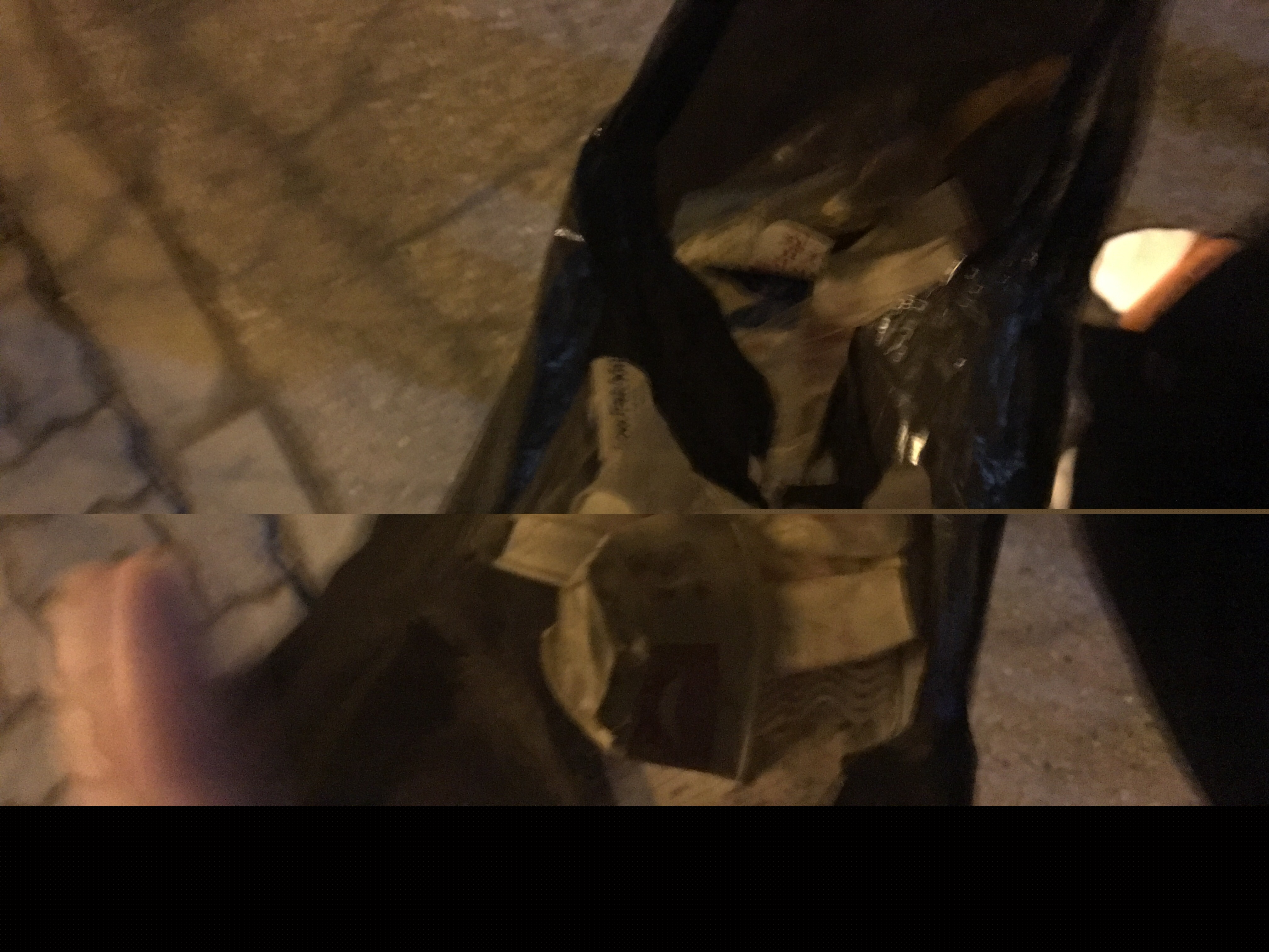 익들아 나 산책하면서 쓰레기줍는데 내뒤에 술취한아저씨가 | 인스티즈