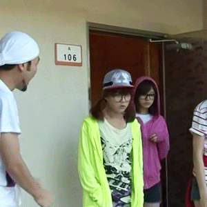 항상 같이 작업한 주변 관계자들이 더 나서서 칭찬한다는 아이유의 인성 | 인스티즈