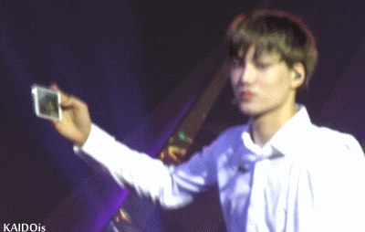 [EXO/종인] 8살차이나는 레스토랑 점장님과 도키도키한 썰 02 | 인스티즈