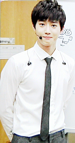 [EXO/준면] 사내연애란, 01 (김실장의 이중성) | 인스티즈