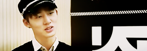 [TeamB/김한빈] 도서관에서 끊임없이 애정공세하는 김한빈썰完 | 인스티즈