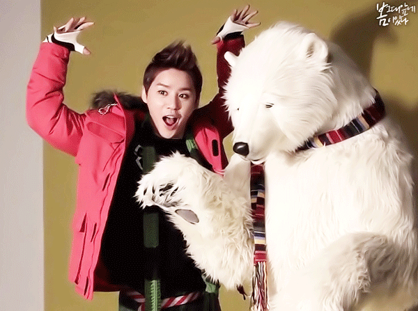 JYJ) 가수가 너무 귀여우면 서른이 돼도 이런걸 해야됩니다 | 인스티즈