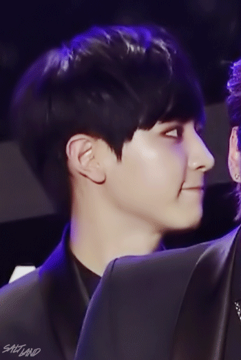 [EXO/찬열] 옆집에 훈남이 이사왔는데 좀 또라이같아;; 03 | 인스티즈