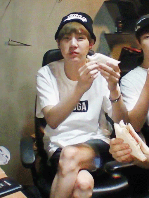 [방탄소년단/탄소] 설렘짤에 빙의하세요.gif 02 | 인스티즈