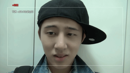 [TeamB/김한빈] 도서관에서 끊임없이 애정공세하는 김한빈썰03 | 인스티즈