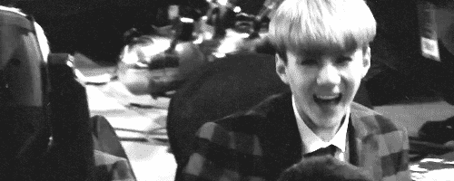 [EXO/오세훈] 여친병신오세훈X얼굴가리면남자김징어_01 | 인스티즈