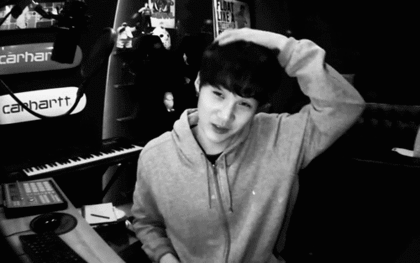 [방탄소년단/탄소] 설렘짤에 빙의하세요.gif 06 (첫사랑 ver.) | 인스티즈