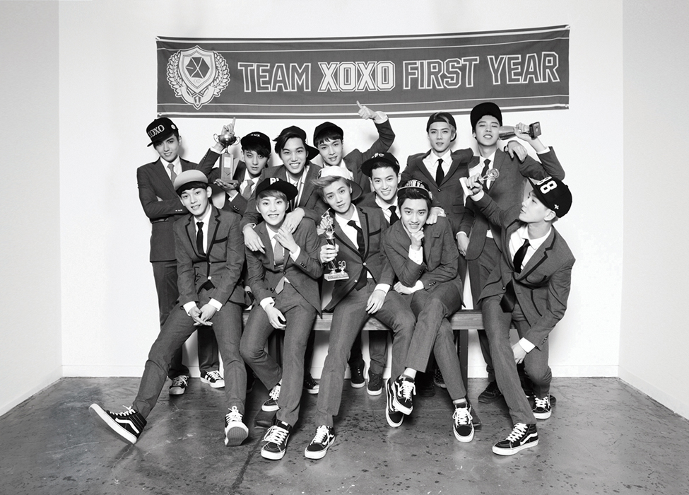 3일(월), EXO 정규 1집 'XOXO (Kiss&Hug)' (타이틀곡 : 늑대와 미녀 (Wolf)) 발매 예정 | 인스티즈