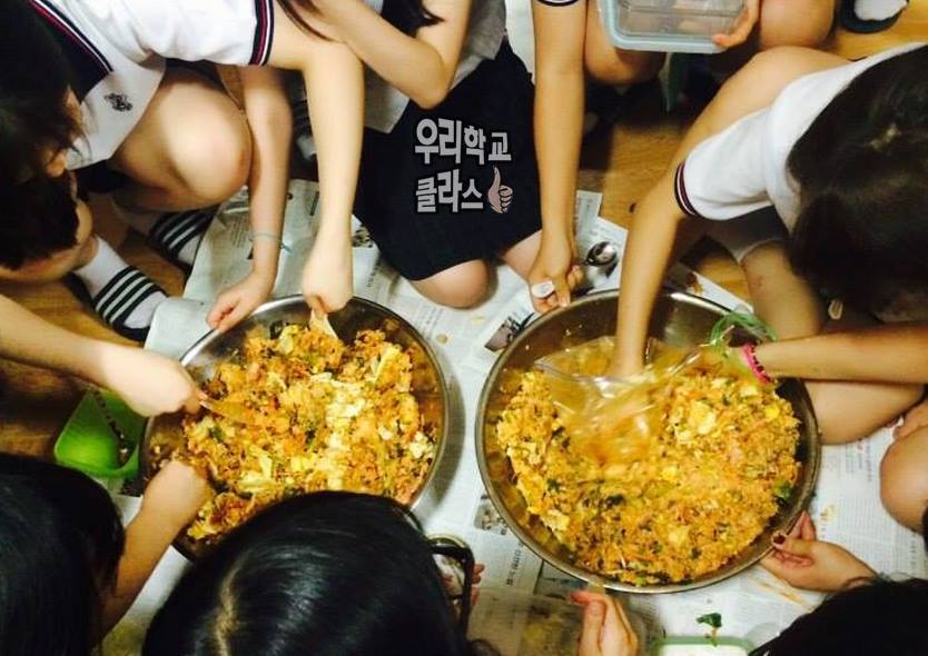 여자애들 뭐 먹을 때 스케일ㄷㄷ .jpg | 인스티즈