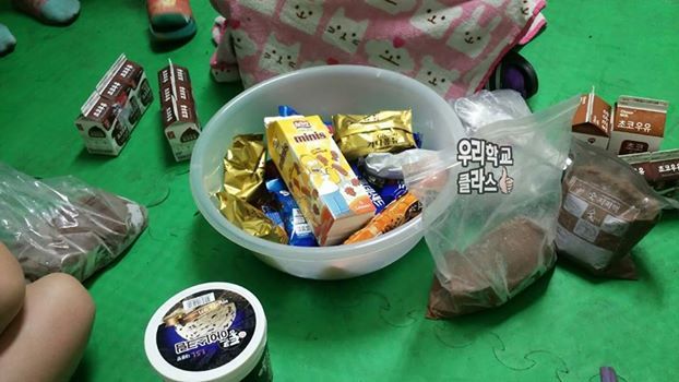 여자애들 뭐 먹을 때 스케일ㄷㄷ .jpg | 인스티즈