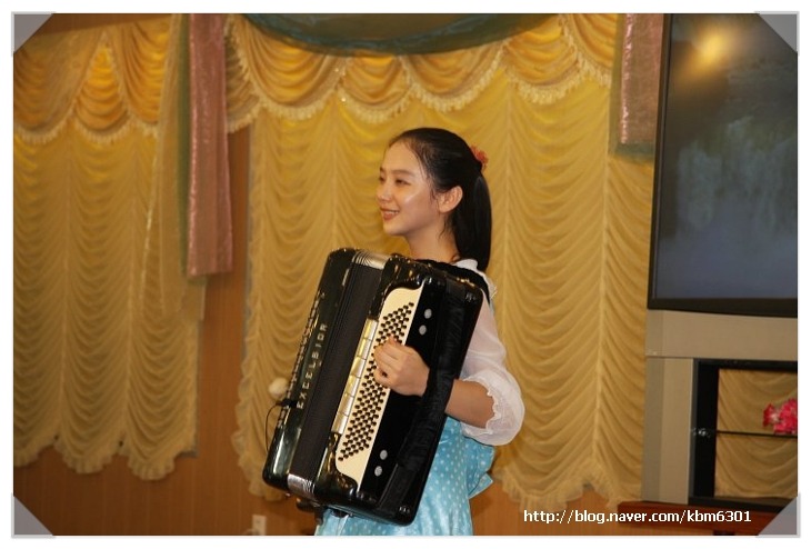 정말 단아하게 생긴 북한여자들 | 인스티즈