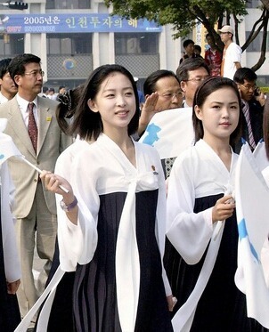 정말 단아하게 생긴 북한여자들 | 인스티즈