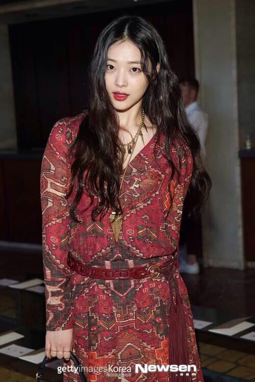 오늘 설리 | 인스티즈