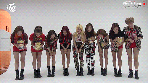 트와이스에서 사나 한눈에 찾는법 | 인스티즈