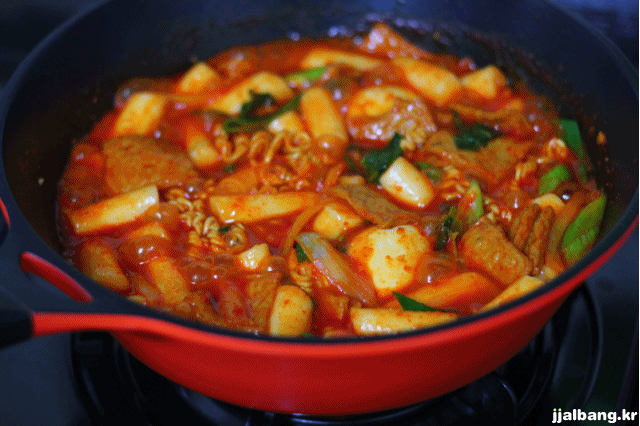 야심한 밤에 기분이 좋아지는 짤 | 인스티즈