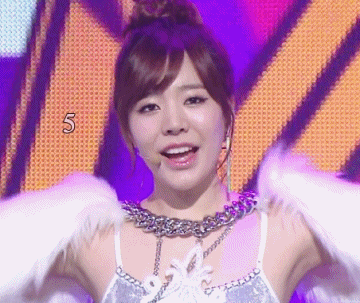 유나킴 겨드랑이 움짤.JPGIF | 인스티즈