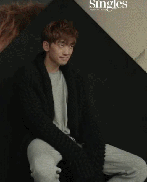 [비] 오늘풀린 화보메이킹인데 진심 십년전 신인때모습인줄...swf(리즈시절로 돌아갔긔) | 인스티즈