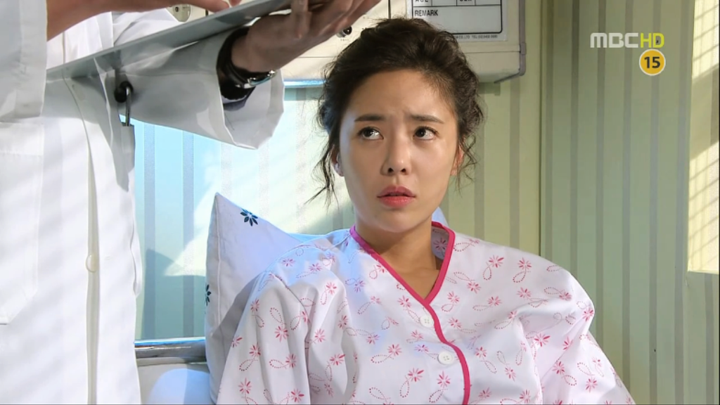 [지붕뚫고하이킥] 황정음 맹장수술한날.jpg | 인스티즈