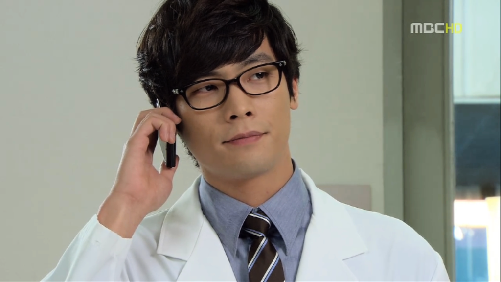 [지붕뚫고하이킥] 황정음 맹장수술한날.jpg | 인스티즈