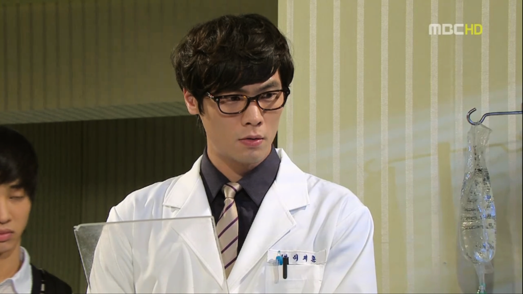 [지붕뚫고하이킥] 황정음 맹장수술한날.jpg | 인스티즈