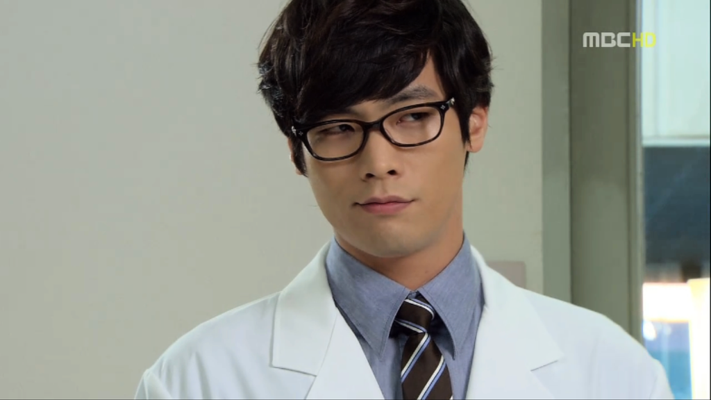 [지붕뚫고하이킥] 황정음 맹장수술한날.jpg | 인스티즈