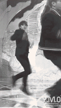 춤선이 이쁘기로 유명한 남자아이돌들.gif | 인스티즈