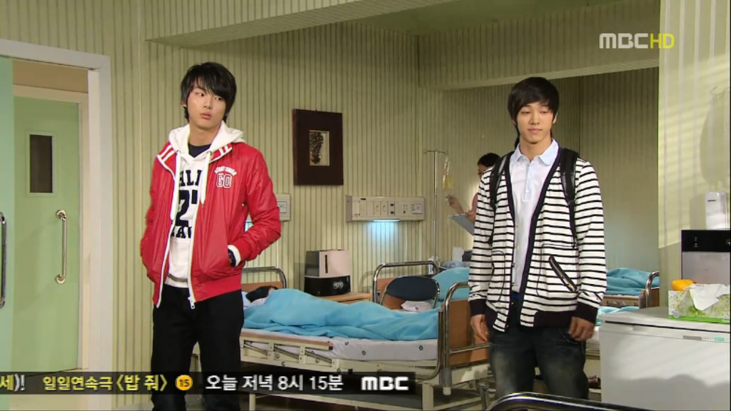 [지붕뚫고하이킥] 황정음 맹장수술한날.jpg | 인스티즈