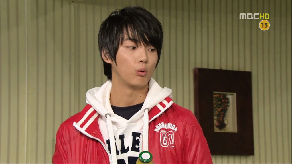 [지붕뚫고하이킥] 황정음 맹장수술한날.jpg | 인스티즈