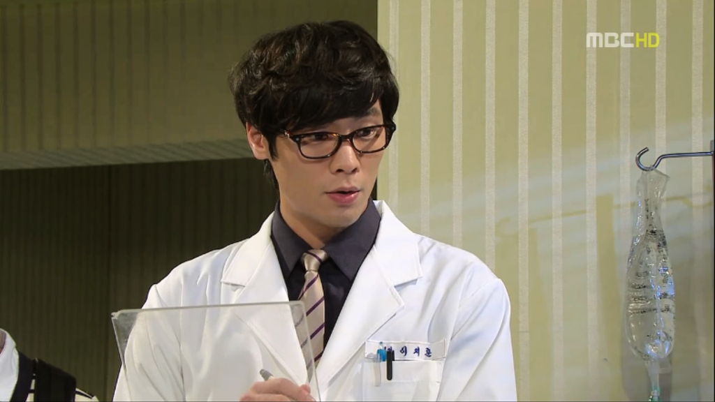 [지붕뚫고하이킥] 황정음 맹장수술한날.jpg | 인스티즈