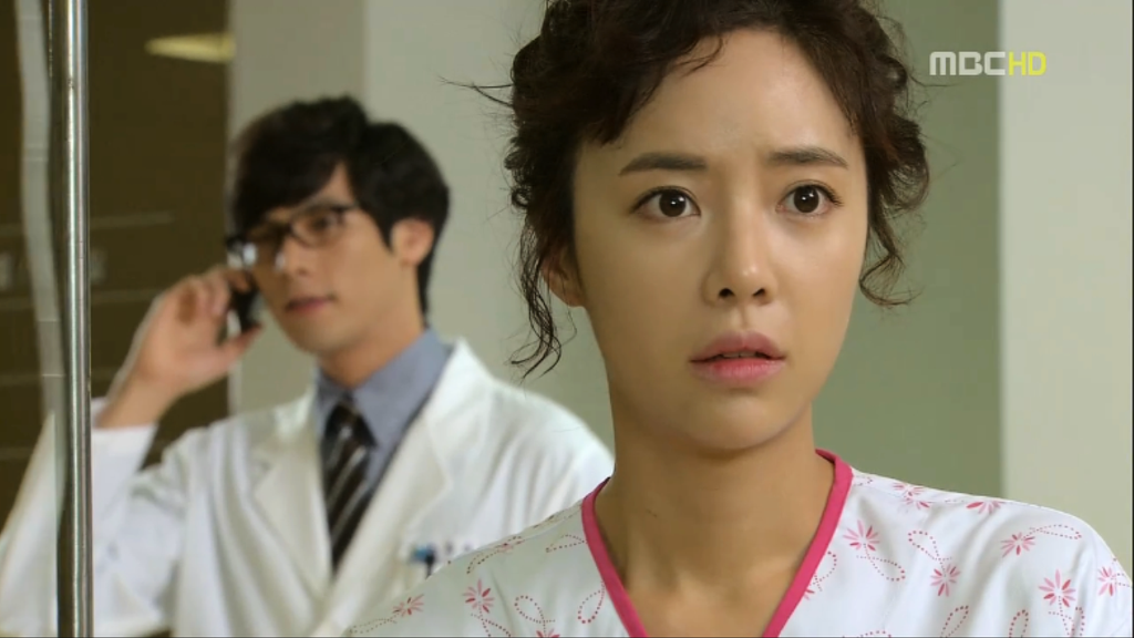 [지붕뚫고하이킥] 황정음 맹장수술한날.jpg | 인스티즈