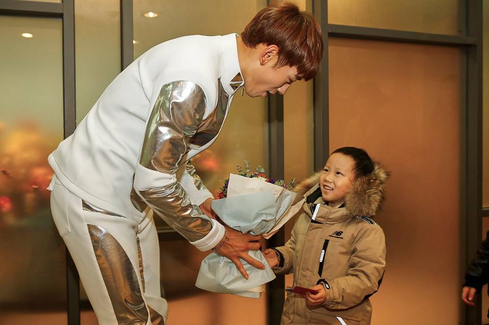 소아암아이들에게 추억을 선물한 가수 비 | 인스티즈