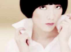 채널 돌리다가 구하라 강지영 미모에 넋 놓고 본 무대 | 인스티즈