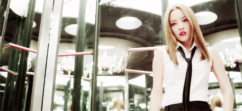 채널 돌리다가 구하라 강지영 미모에 넋 놓고 본 무대 | 인스티즈