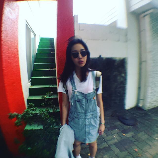 길거리에서 쉽게 볼 수 있는 훈녀같은 외모를 가진 여자배우.jpg | 인스티즈