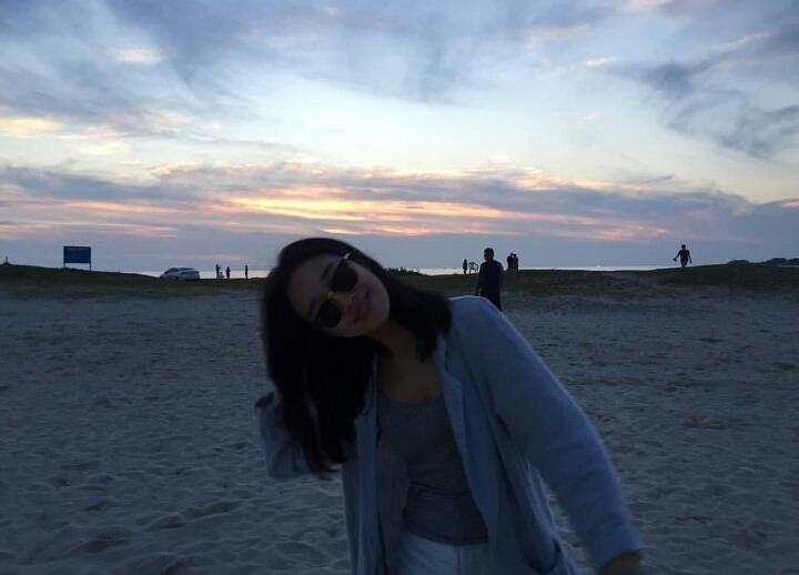 길거리에서 쉽게 볼 수 있는 훈녀같은 외모를 가진 여자배우.jpg | 인스티즈