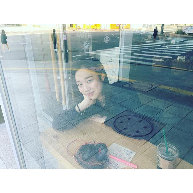 길거리에서 쉽게 볼 수 있는 훈녀같은 외모를 가진 여자배우.jpg | 인스티즈